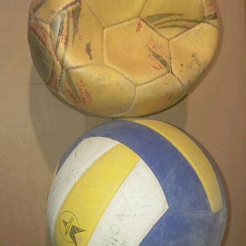 Used balls pack of 4 football, volleyball and basketball