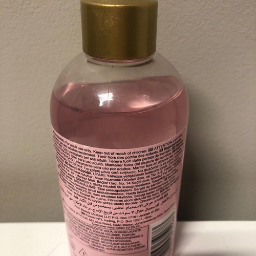 Avon Romantic Rose bubble bath 250ml new