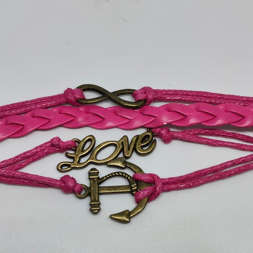 Handmade fuchsia multilayer bracelet with bronze elements like new