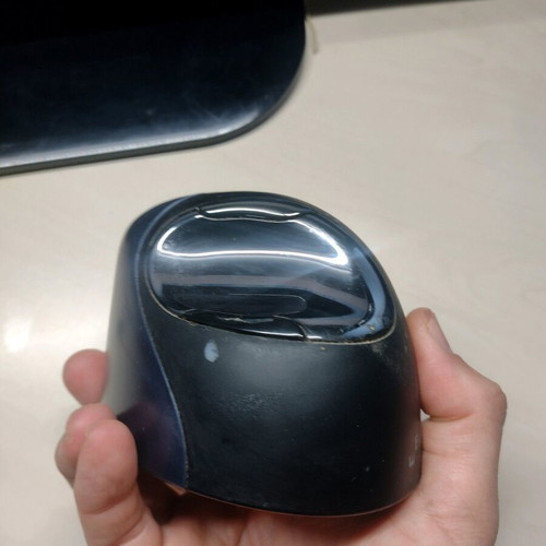 Evoluent vertical ergonomic mouse used