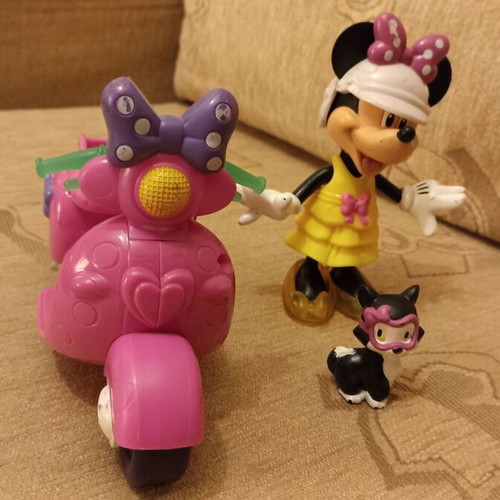 Minnie Mouse with Vespa Scooter used children's toy