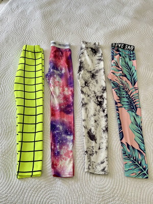 Girls' leggings size 7 like new, pack of 4