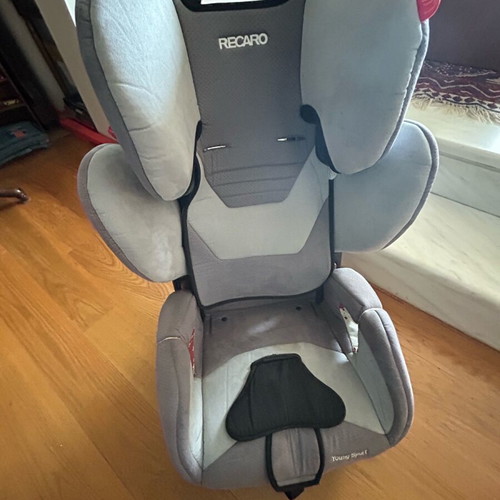 Recaro child car seat used without harnesses