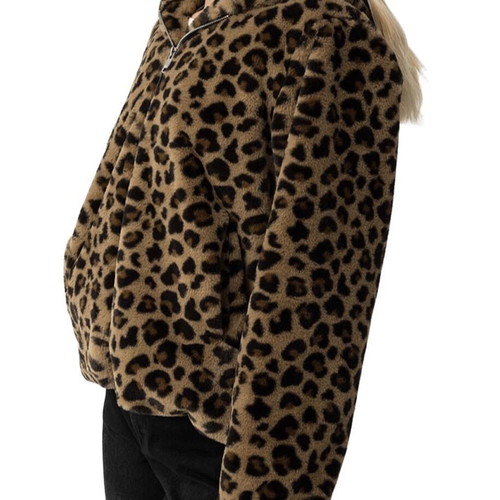 Celestino women's leopard jacket like new, size L-XL, velvety texture
