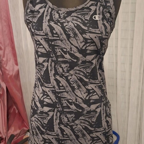 Champion sports top size L used, Dry tech, black and gray