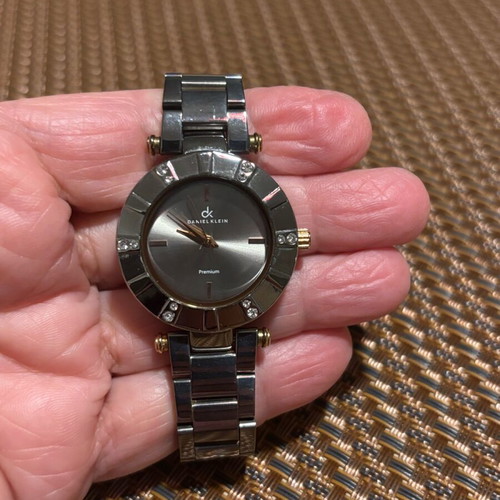 Daniel Klein Premium women's watch like new