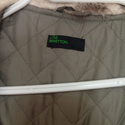 Benetton women's parka jacket like new, khaki with hood and lining