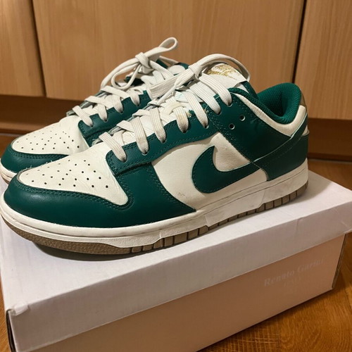 Nike Low Dunk Sneakers like new, size 39, multicolor