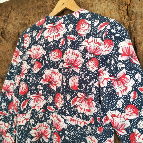 Atmosphere floral cropped blazer like new
