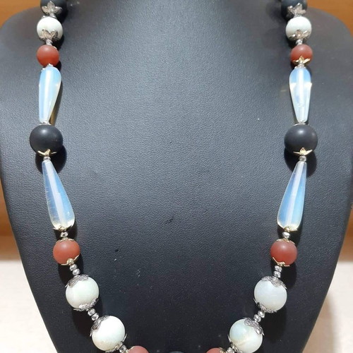 Necklace with matte amazonite, matte carnelian, matte onyx, opalite, hematite in steel new