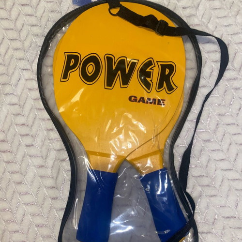 Beach rackets set like new, wooden rackets without ball
