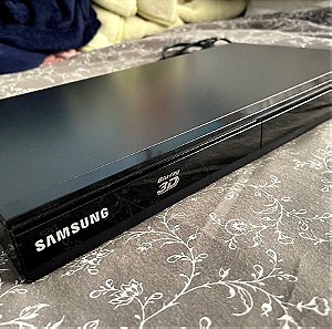 Samsung Blu-ray Disc and dvd player