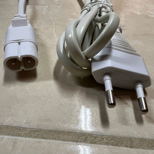Power cable CEE7/16 to C7 with white extension adapter used