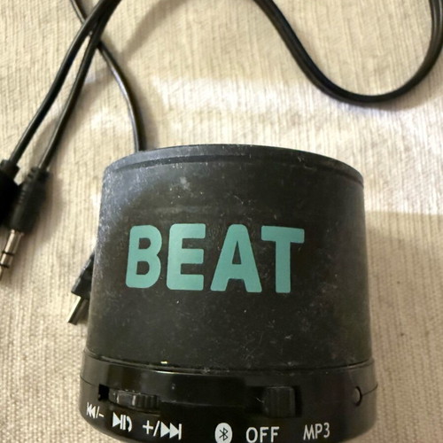 Small speaker like new