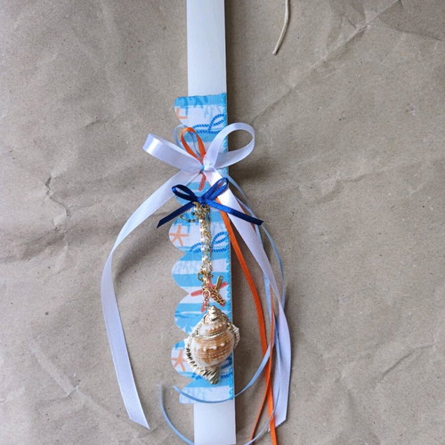 Candle with jewelry and resin shell necklace new