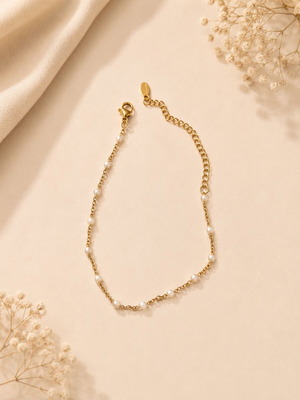 Minimal pearl necklace gold color new