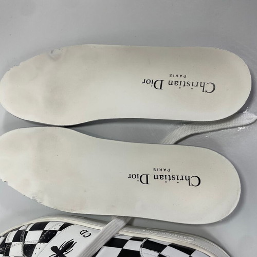 Christian Dior D-BEE Check Leather Sneakers size 37 like new, white and black