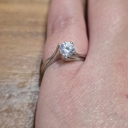 White Gold Solitaire Ring New with Zircon 585 Carat