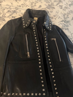 Lapel women's leather jacket like new, black, size S