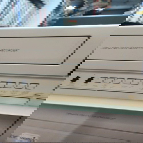 Hitachi видео VHS или видеорекордер