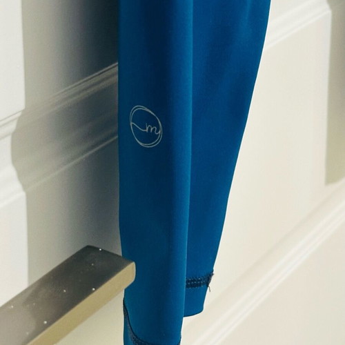 Blue sports leggings like new