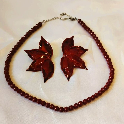 Jewelry set new burgundy color necklace and earrings