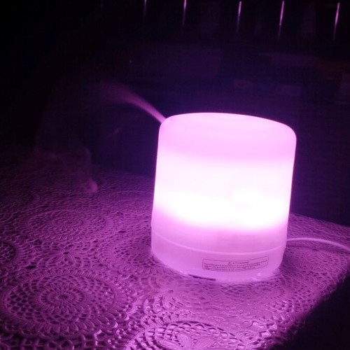 Aroma diffuser used with light and 2 aroma oils Bergamot and Grapefruit