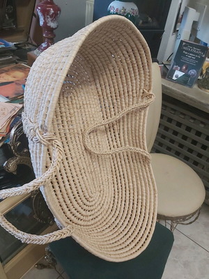 Vintage baby carrier basket like new 50x80