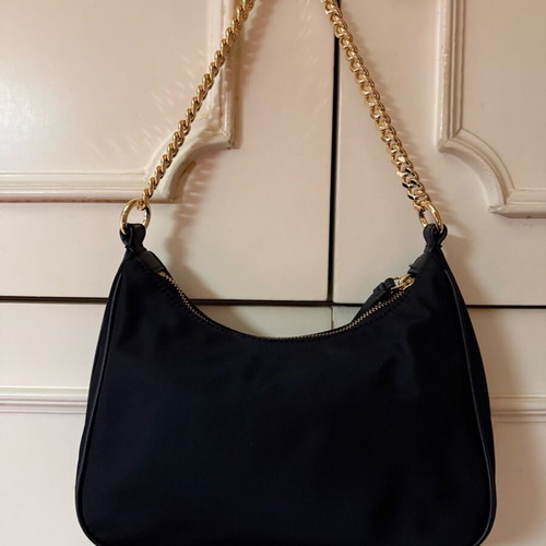 Michael Kors Women's Black Shoulder Bag like new