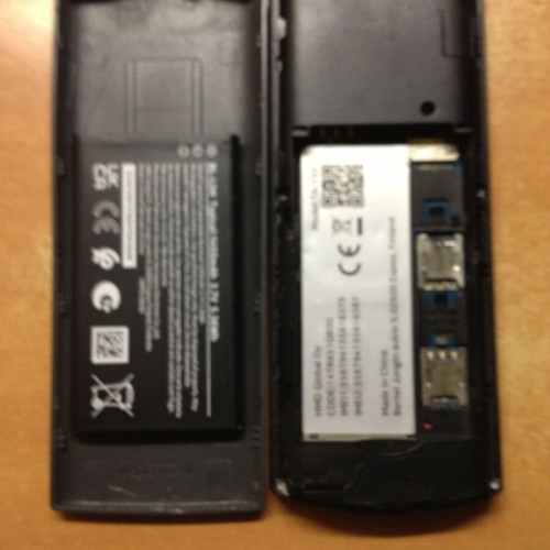 Nokia 105 4G gray Dual Sim used for parts or repair