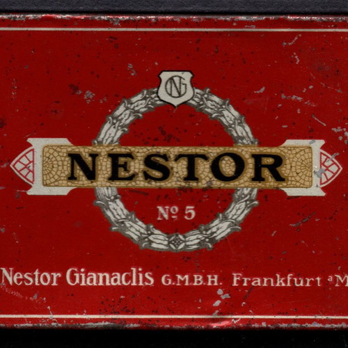NESTOR metal cigarette box pocket shape 1900s, very good condition