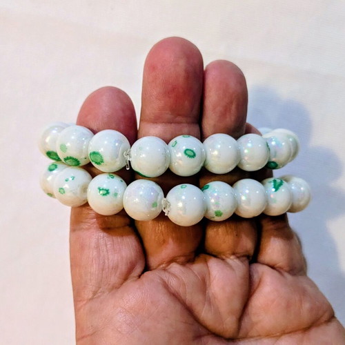 Bracelet set with glass beads like new, white and green