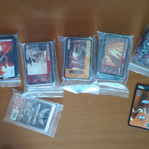 7 Wonders board game with Manneken Pis and Catan expansions, Repos