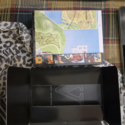 Grand Theft Auto V PC game like new