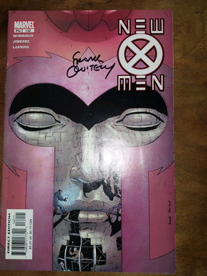 New X-Men #132 like new with Frank Quitely signature
