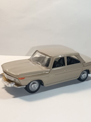 BMW 2000 Ti Lux 1966 κλίμακα 1/43 μεταχειρισμένο με ανοιγόμενα μέρη