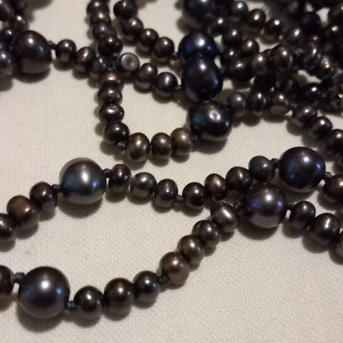 Black Pearls Necklace like new, about 400 small and 50 large pearls