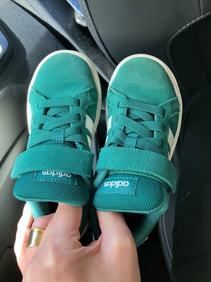 Adidas παιδικά sneakers με scratch μεταχειρισμένα, νούμερο 28,5, πράσινα