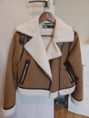 Zara camel brown biker jacket като нова