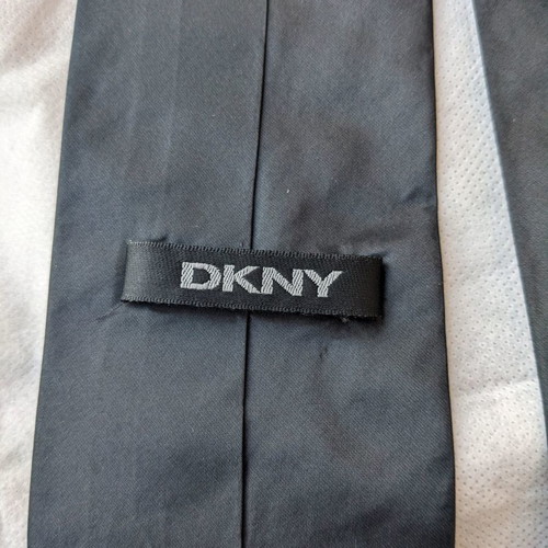 DKNY tie used, 100% silk metallic anthracite color