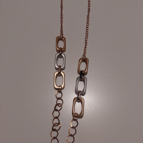 Necklace new, flawless, stunning