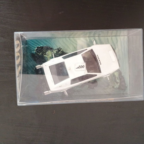 James Bond 007 Lotus Esprit toy car collectible