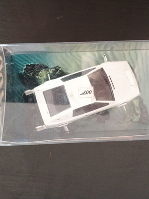 James Bond 007 Lotus Esprit toy car collectible