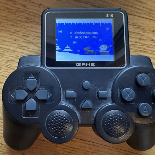 Retro handheld console S10 Gamepad with 520 built-in games like new