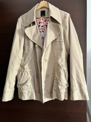 Vero Moda beige trench coat like new, size XL