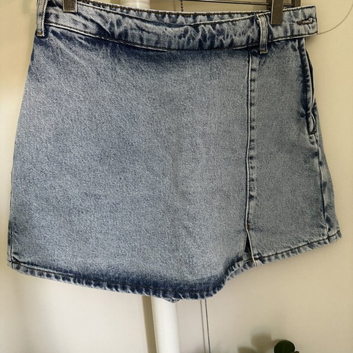 High-waisted skirt shorts, size M 38 10