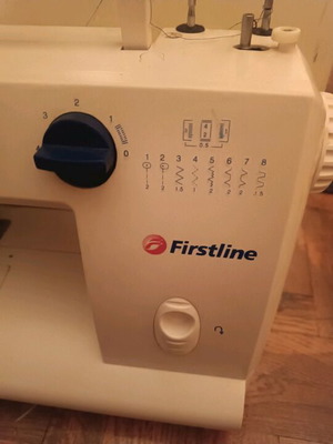 Sewing machine Firstline like new