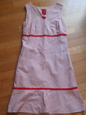 Red green authentic dress new, size M