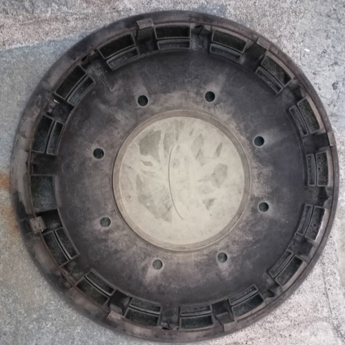 Ford Scorpio hubcaps used, set of 3, 1991