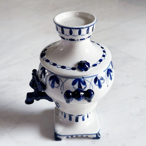 Samovar Gzhel handmade porcelain vintage 1980s used, height 23 cm